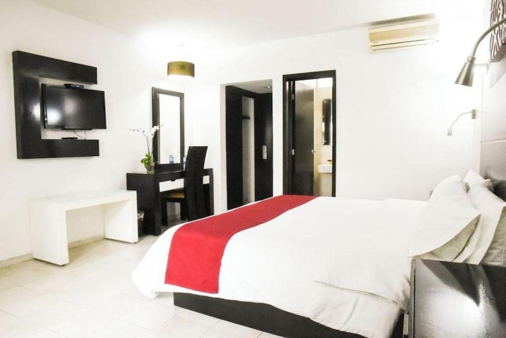 Hotel Portonovo Plaza Expo Zapopan Dış mekan fotoğraf