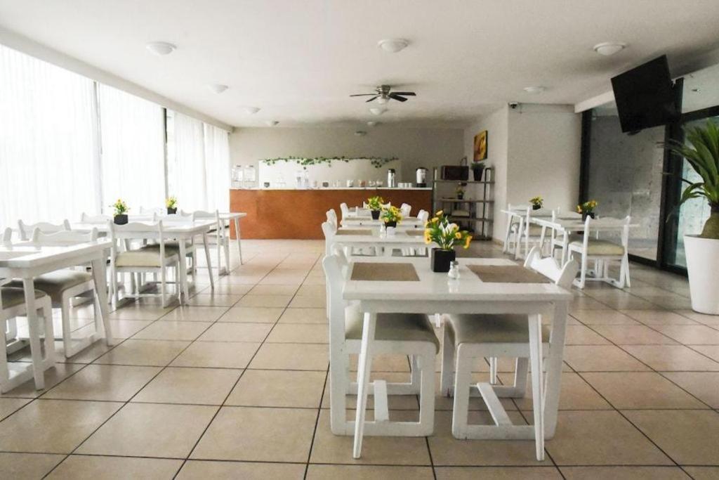 Hotel Portonovo Plaza Expo Zapopan Dış mekan fotoğraf