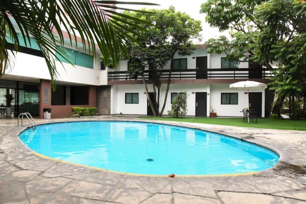 Hotel Portonovo Plaza Expo Zapopan Dış mekan fotoğraf
