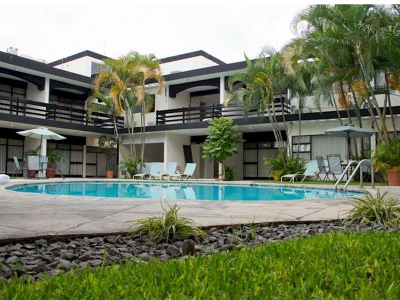 Hotel Portonovo Plaza Expo Zapopan Dış mekan fotoğraf