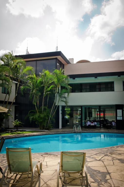 Hotel Portonovo Plaza Expo Zapopan Dış mekan fotoğraf